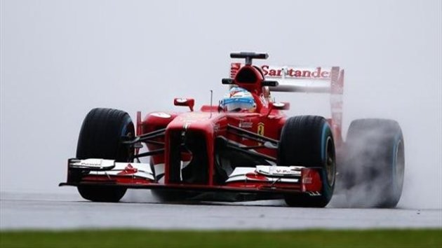 Fernando Alonso durante los entrenamientos del GP de Gran Bretaña