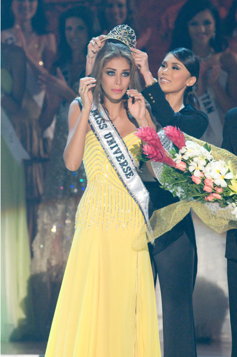 Miss Universo: 10 Vestidos para Recordar !!! UNI08TH-175-jpg_172353