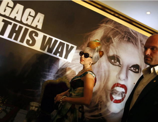 Lady Gaga, Metallica add glamour …