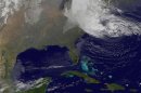 El huracán Sandy se fortalece frente a la costa este de EEUU