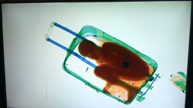 An Ivorian child was hidden inside a suitcase as his family tried to smuggle him into Spain in May 2015