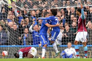 Chelsea&#39;s Diego Costa (2nd L) celebrates with teammate&nbsp;&hellip;