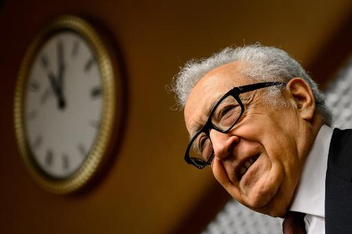 UN-Arab League Syria mediator Lakhdar Brahimi is pictured on December 19, 2013 in Geneva