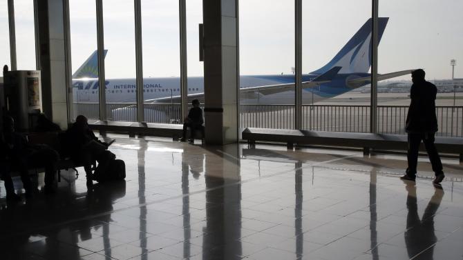 Paris airport strike Information about transportation