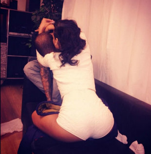 Chris Brown's 'Sick Hold Over Rihanna As He Lays Down Dating !   Rules'
