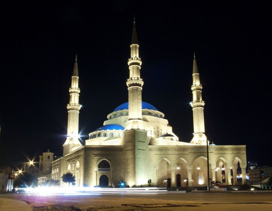 உலகின் பிரபல பள்ளிவாசல்கள் LEBANON-BEIRUT-Mohammad-al-Amin-mosque-jpg_080105