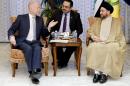 Ammar al-Hakim, head of the Islamic Supreme Council of Iraq (ISCI), meets with Britain's Foreign Secretary William Hague in Baghdad
