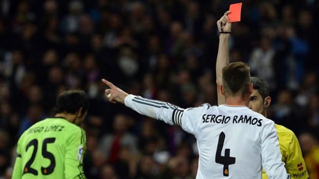 Sergio Ramos gets red card in the game of Real and Barcelona