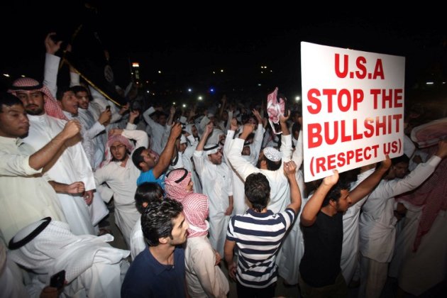 صور مظاهرات المسلمين في يوم واحد ضد الفيلم المسئ  Kuwaitsss-jpg_160456