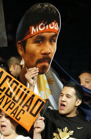 Fans cheer before the weigh-in for Floyd Mayweather&nbsp;&hellip;