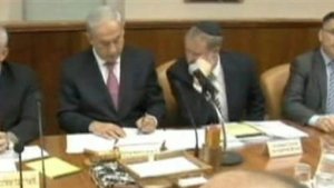Israeli, Palestinian Officials Restart Peace Talks
