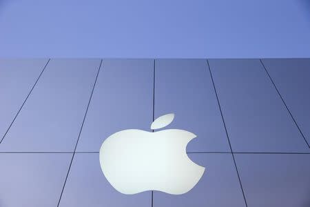 Apple to hold event on March 9, as Watch launch nears