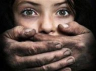 Ινδία: Ομαδικός βιασμός 30χρονης τουρίστριας