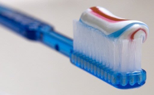 El triclosán está presente en la pasta de dientes