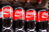 Αποσύρονται μπουκάλια Coca Cola και Nestea μετά τις τρομο-απειλές