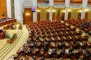 Abia întorşi din vacanţa parlamentară, unii deputaţi au făcut deja cereri pentru concediu