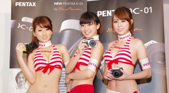 不只是相機，更是 Marc Newson 首款量產品的 Pentax K-01 在台發表