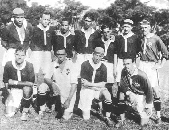 O Vasco foi campeão carioca em 1923 com um time repleto de negros e mulatos (Foto: Reprodução internet)