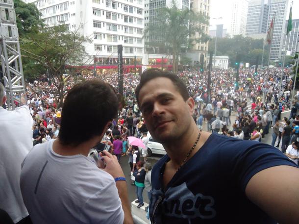 Marcos Ferraz na Parada Gay de São Paulo