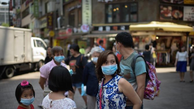 Seoul mayor declares war on MERS after fourth death - Yahoo News