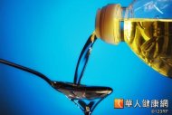 吃油也要選對好油，研究發現攝護腺癌患者改攝取植物油，對於病情有減緩的效果。