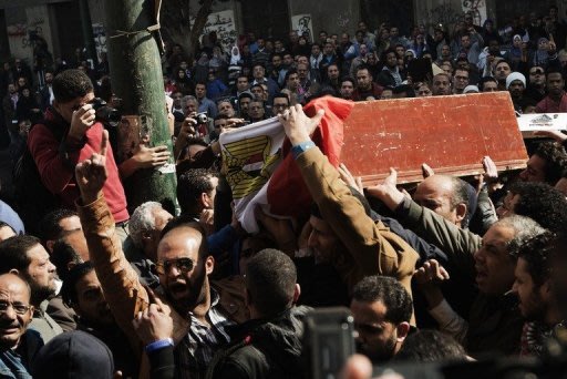 اتهامات للشرطة المصرية بالتعذيب والقتل تعيد المطالبة بسرعة اصلاح وزارة الداخلية Photo_1359985657146-1-0
