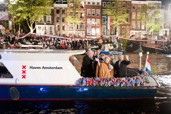 أطول و أقصر ساعة صيام في العالم .. Amsterdam-jpg_163932
