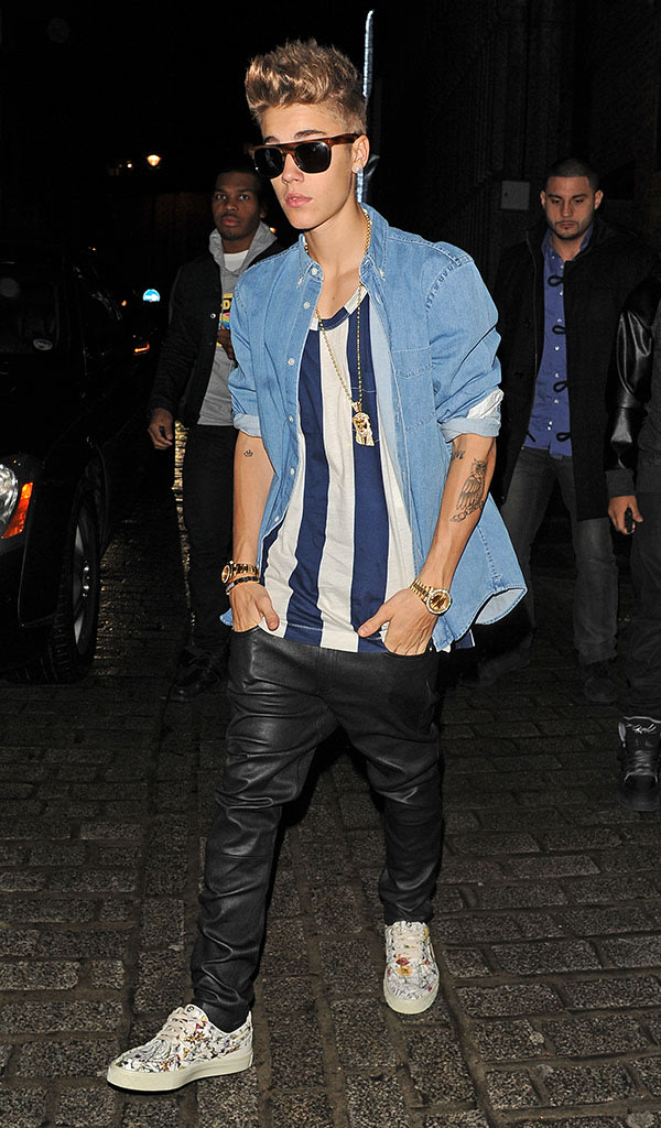EXCLUSIVE: Justin Bieber seen on a night out in London