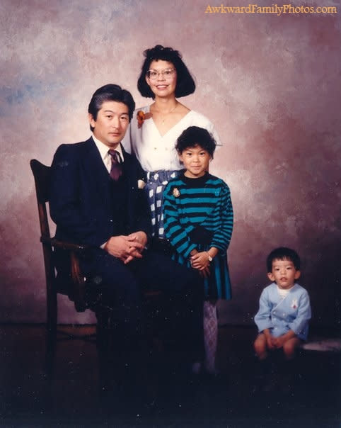 The Art of Awkward Family Photos