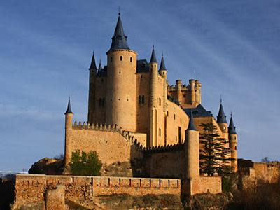 Wah, Kastil Cinderella Ada di Spanyol!