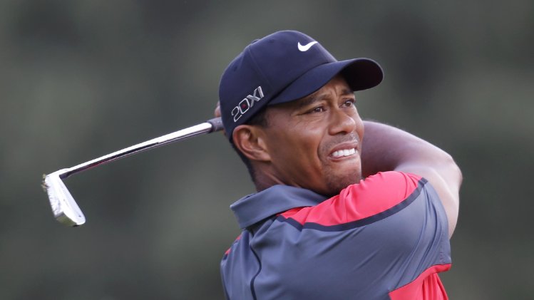 Column: Woods departs early, empty-handed again