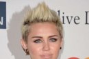 Le oops de Miley Cyrus à la soirée pré-Grammy Awards
