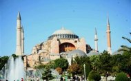 Πρόταση νόμου στην Τουρκία, για να γίνει τζαμί η Αγία Σοφία
