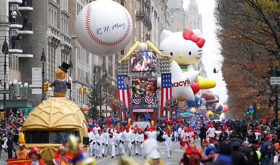 Macy's Thanksgiving Day Parade 2015 Live Stream: Here's How to Watch - Stream Thanksgiving Day Parade 2015