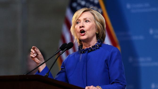 Court orders State Dept to release Clinton emails - Yahoo News