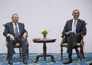Obama, Castro hold historic meeting