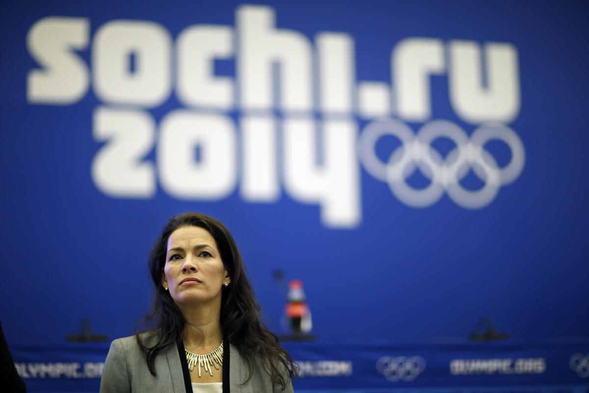Former Olympic figure skater Nancy Kerrigan takes a question from the media after a screening of a new documentary about the 1994 attack on her which will air the day of the 2014 Winter Olympics closing ceremony, Friday, Feb. 21, 2014, in Sochi, Russia. Kerrigan has been reluctant to talk about rival Tony Harding’s ex-husband hiring a hit squad to take her out before the 1994 Olympics in Lillehammer. She finally relented for a show that marks the 20-year anniversary of the incident, which thrust figure skating into the spotlight and spawned an international media frenzy. (AP Photo/David Goldman)