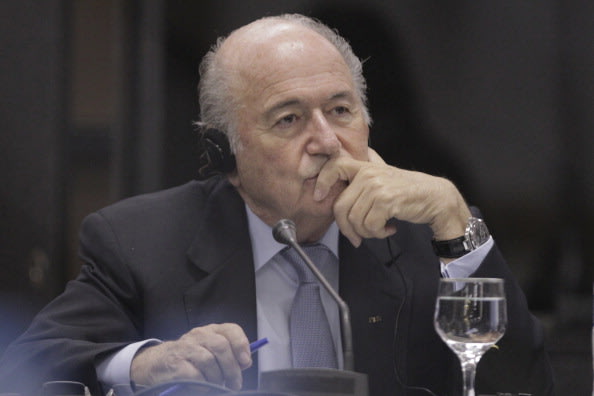 Desde 1998 na presidência da FIFA, Blatter já foi acusado de corrupção inúmeras vezes