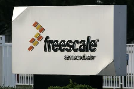 NXP to buy Freescale Semiconductor
