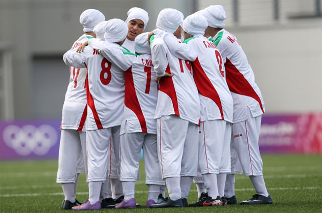 Players from the Iranian women's national team (aljazeera.com)