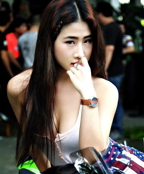 Cô gái nhận ngực mình đẹp nhất Việt Nam