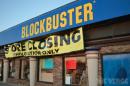Blockbuster exiting US retail market, closing its last 300 stores