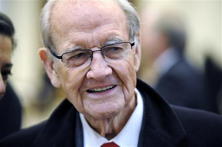 Former Democratic presidential nominee U.S. Senator George McGovern (D-SD) arrives for the funeral mass for Sargent Shriver at Our Lady of Mercy Parish in Potomac in this January 22, 2011 file photo. REUTERS/Cliff Owen/Pool/Files