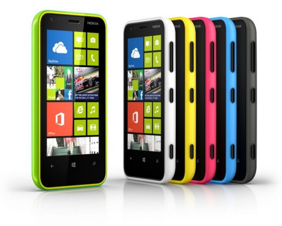 Nokia Lumia 620兼具時尚流行與娛樂玩味，以耀眼的純色、北歐簡約的輕巧外型，搶攻年輕消費市場