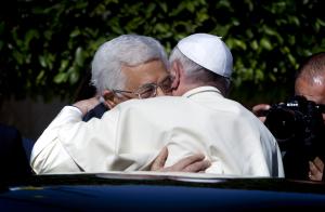 Palestinian President Mahmoud Abbas, left, and Pope&nbsp;&hellip;