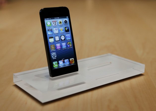 The iPhone 5 on display after its introduction during Apple Inc.&#39;s iPhone media event in San Francisco