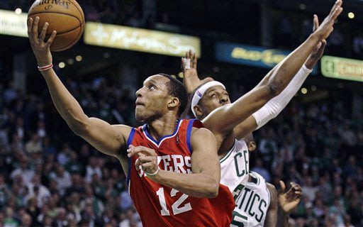 76ers slip by Boston; OKC destroy Lakers in Game 1 201205142102757253586-p2