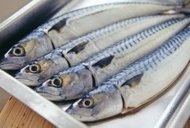 每周至少吃1份深海油性魚類，有助於降低類風溼性關節炎的機率。（圖片／取材自英國《BBC》）