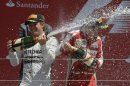 El alemán Rosberg gana el Gran Premio de Gran Bretaña; Alonso tercero