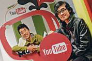 易卓邦（左）和伍文岍（右）先後參加了YouTube合作夥伴計劃，透過上載影片賺取廣告分紅。（朱永倫攝）